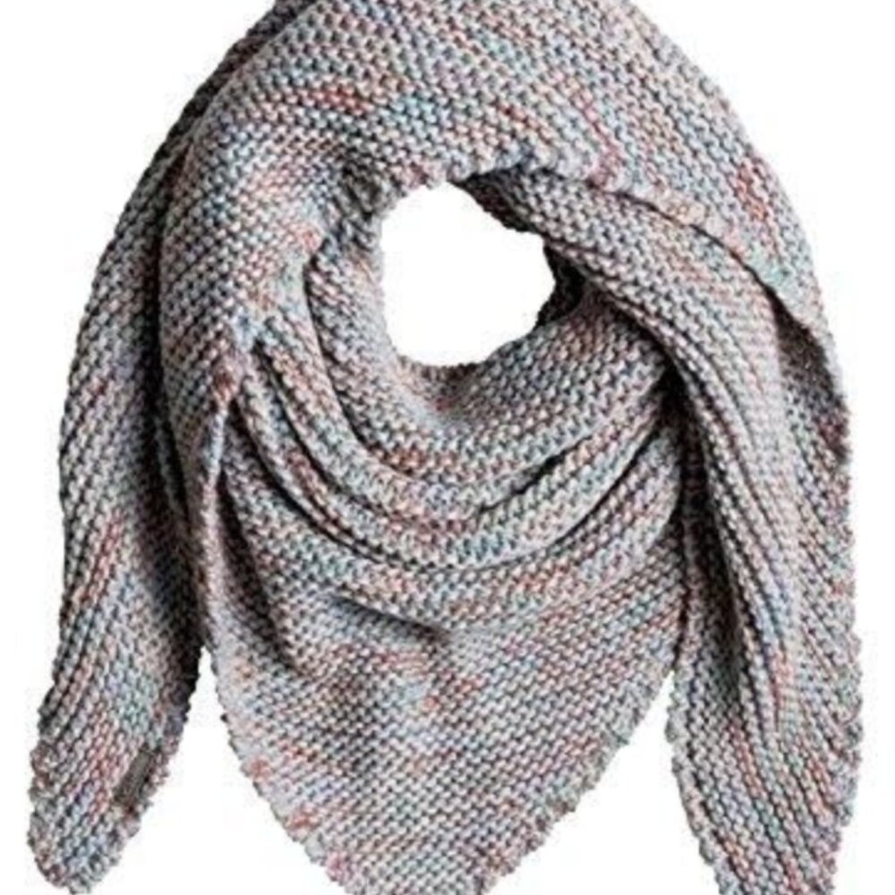Set Roxy NWT "Valentine's Day" Scarf & Beanie Set Multi Color ♥️